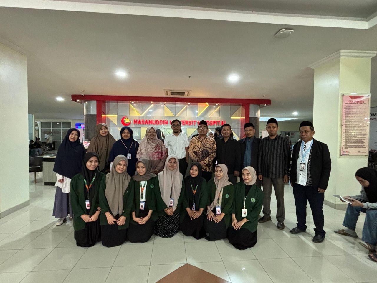 Rektor dan Dosen Universitas Sains Islam Al Mawaddah Warrahmah Kolaka Tinjau KKLP Mahasiswa di Rumah Sakit Unhas